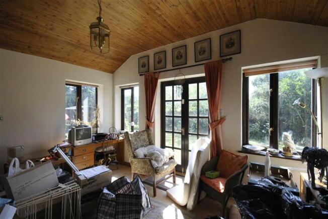 GARDEN ROOM