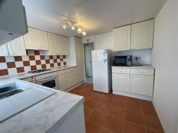Lower Dunton Road, Dunton, Brentwood, Essex photo 4