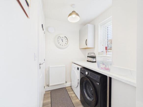 3 bed Detached for sale Image 8