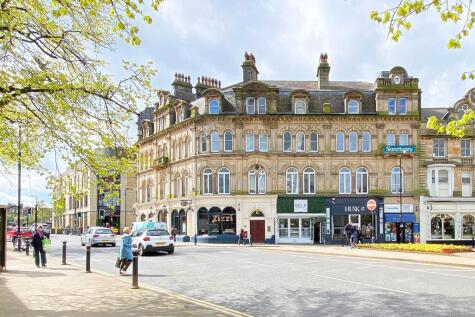 Station Square, Harrogate, HG1