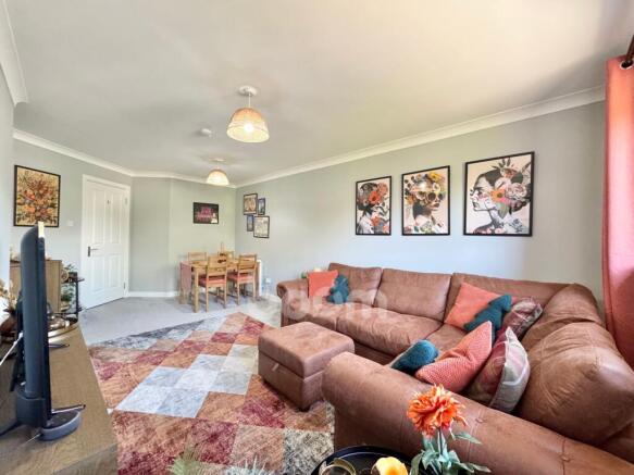 Medine Court, Beith lounge shot