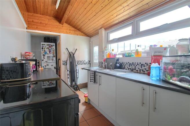 3 bed Terraced for sale Image 6