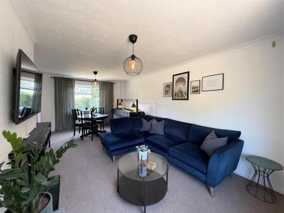 Living Room.jpg