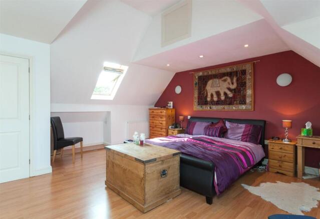Master Bedroom.jpg