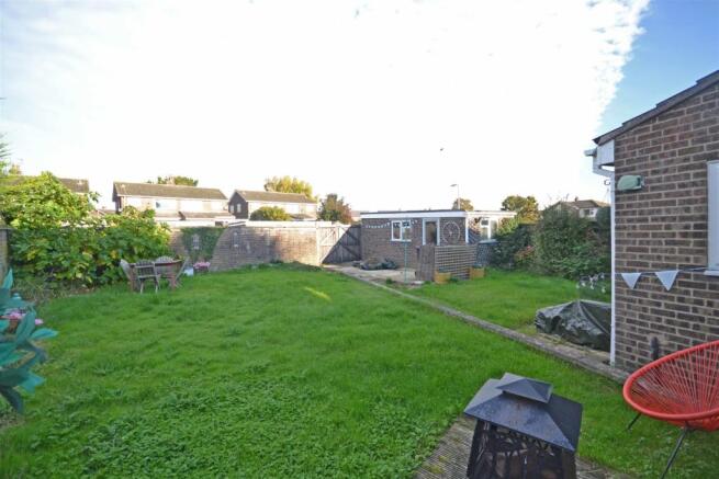Casterton Rd - Rear Garden.jpg