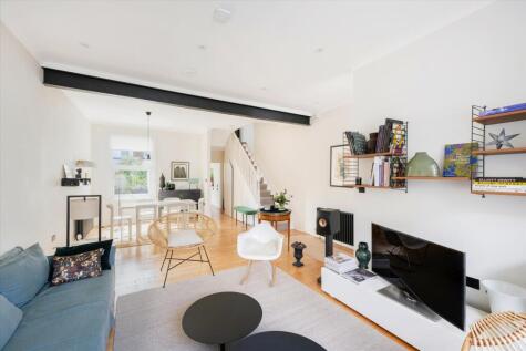 Esmond Road, London NW6.