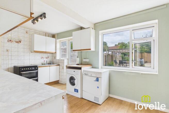 3 bed Terraced for sale Image 4