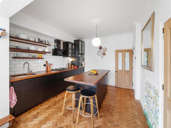 2 bed Terraced for sale Image 7