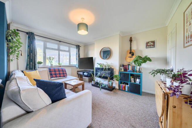 1385633-22-69303b...