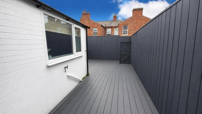 2 bed Terraced for sale Image 8