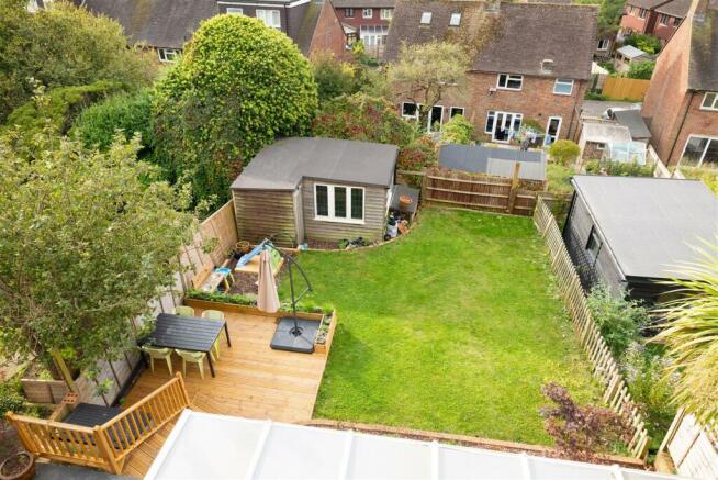 LE 20 Hereward Way BN7 2HJ-12.jpg