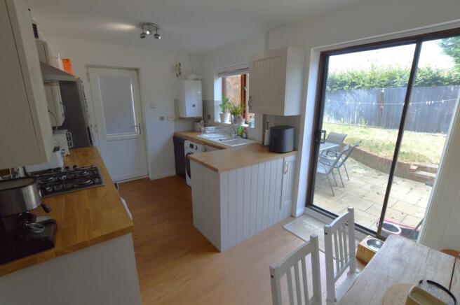 Johnson Close, Marston Moretaine photo 4