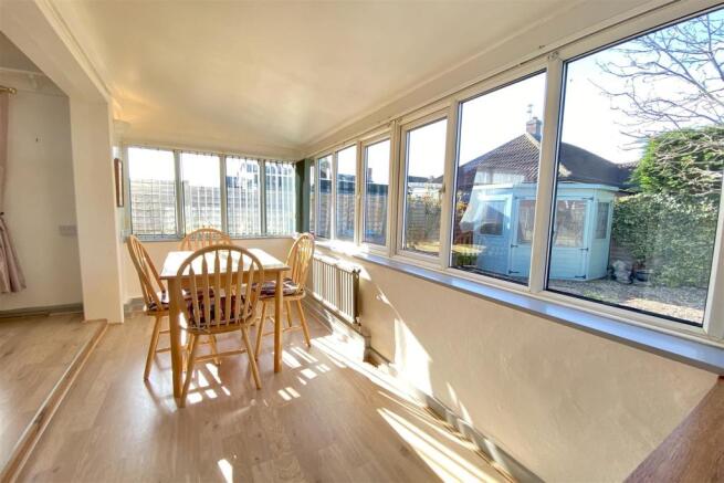 DINING/GARDEN RM