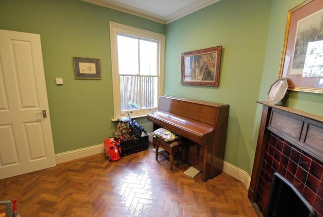 Photo 7