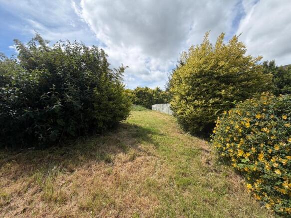 3 bed Semi-Detached for sale Image 8