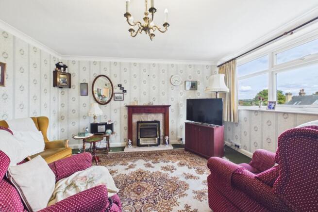 2 bed Flat for sale Image 6