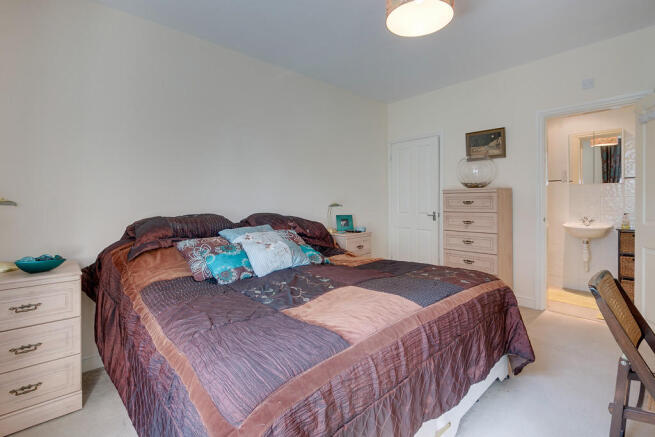 Master Bedroom - ...