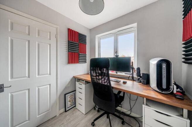 Bedroom 4/Study