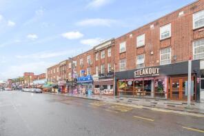 Flat 14, 274 276 Sapphire Court, High Street, Slough SL1 1NB
