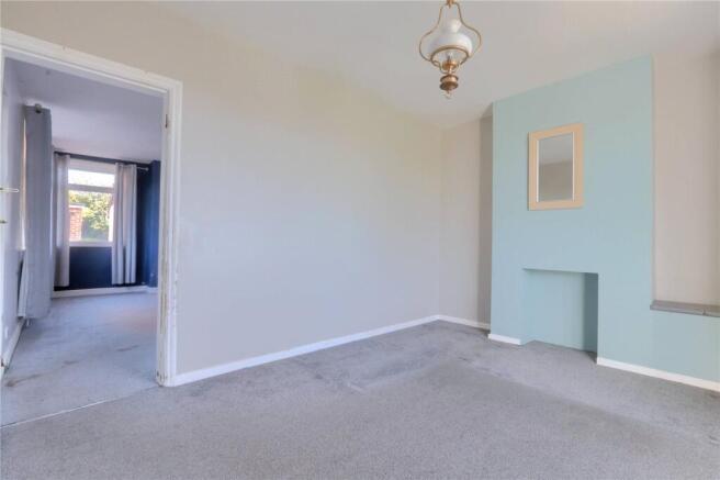 3 bed Semi-Detached for sale Image 8