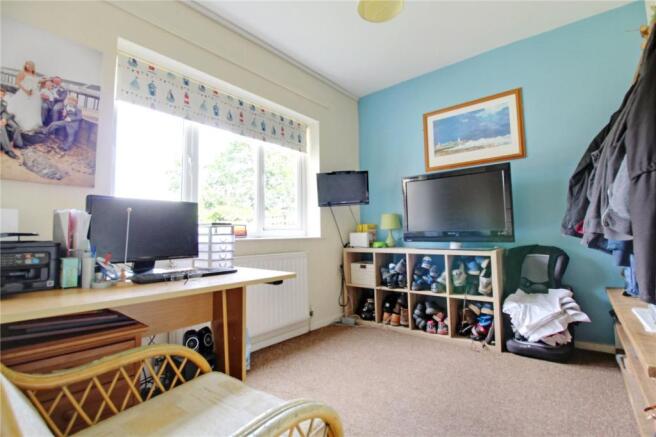Bedroom 5/Study