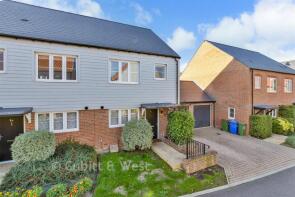 61, Tern Avenue, Horsham RH12 5AT