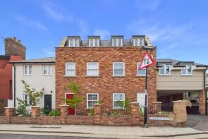 Flat 4, Block A Saddler Court, Kings Road, Bury St Edmunds IP33 3DJ