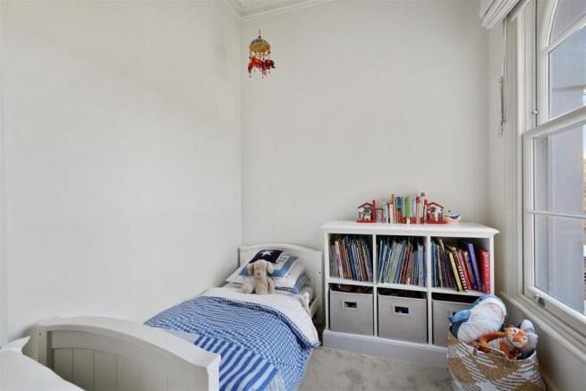 Hammersmith Grove - Bedroom.JPG