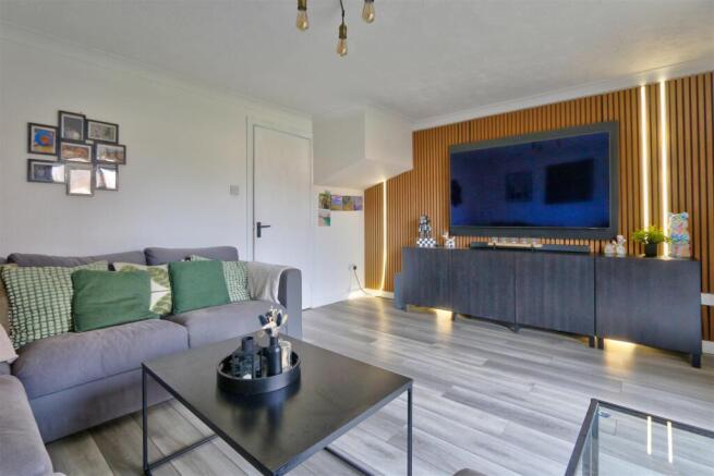 Sitting Room 2.jpg