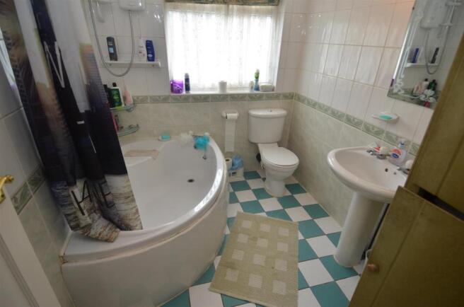 418 Bordesley Green East - Bathroom.JPG