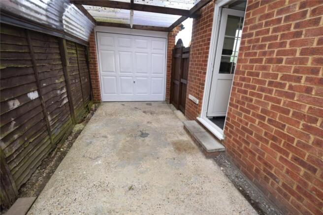 Garage & Driveway