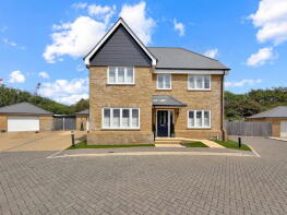 5, Nursery Gardens, Sandown Road, Grays RM16 3DP