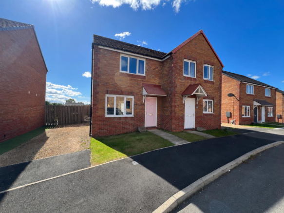 2-bed semi-detached on Wilkinson Way, Chilton, £119,995