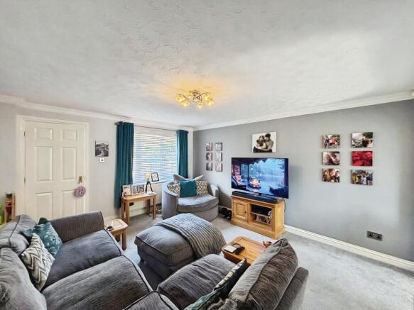 3 bed Detached for sale Image 10
