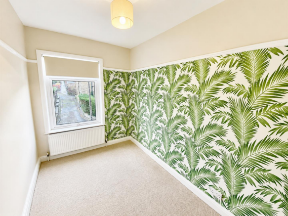 2 bed Terraced to rent Image 7