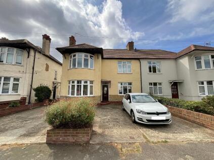Suttons Avenue, Hornchurch, Essex, RM12 4LY