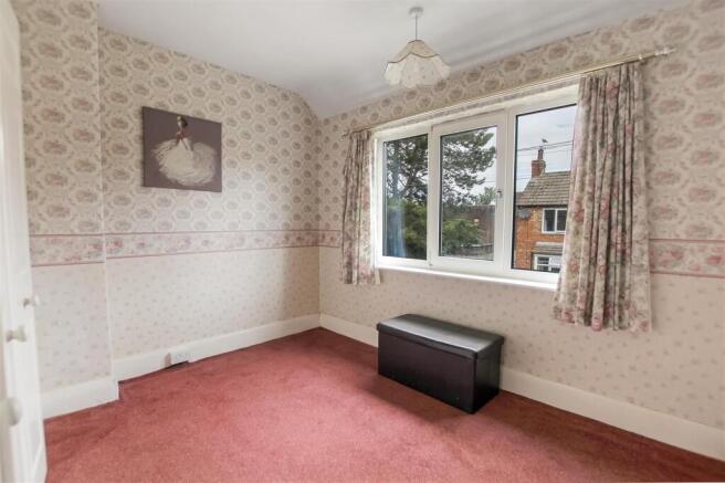 3 bed Terraced for sale Image 9