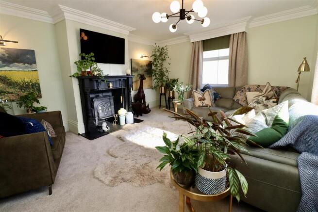 2 bed Semi-Detached for sale Image 5