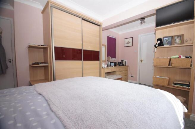 bed1a.JPG