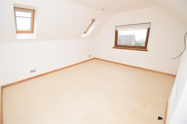 BEDROOM TWO.JPG