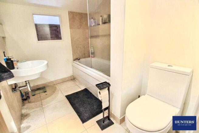 1 bed Flat to rent Image 11
