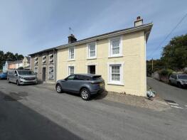 2, Oxford Street, Aberaeron SA46 0JB