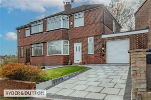 21, Valley New Road, Royton OL2 6BP