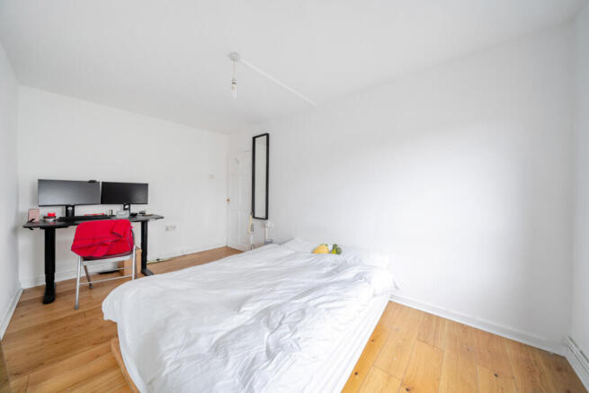 1417712-15-699c89...