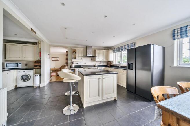 Kitchen / Breakfast Room