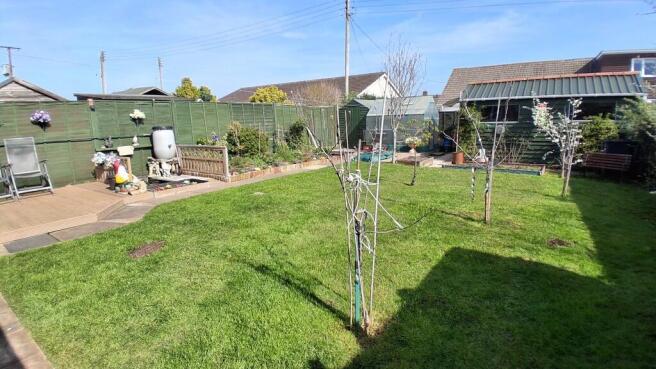 Myrtle Tree Crescent, Kewstoke photo 4