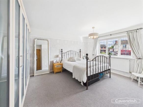 BEDROOM 2