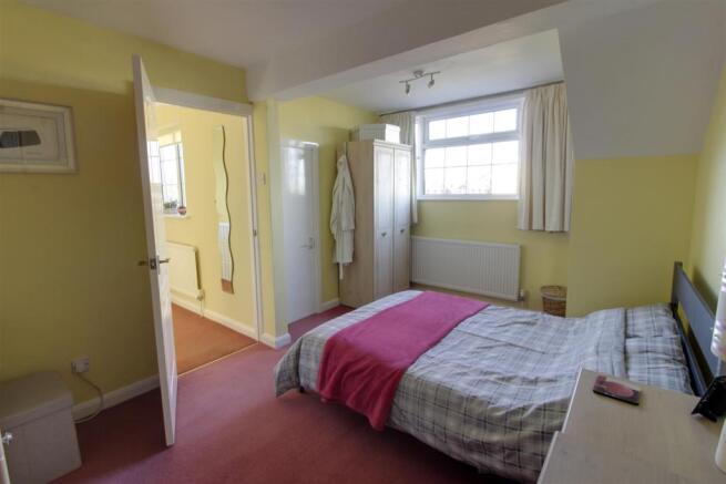 Bedroom 2.jpg