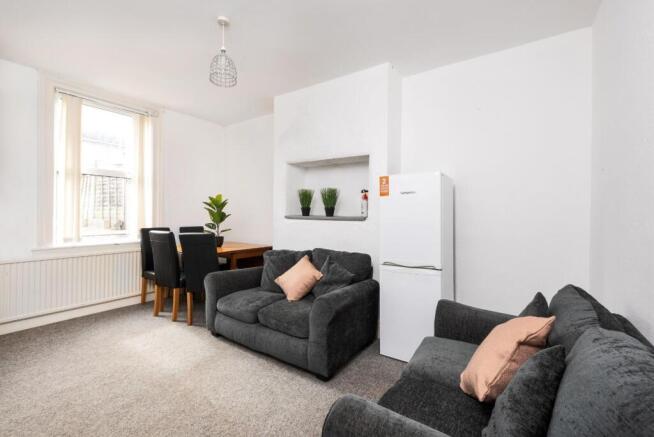 5 Oldfield Lane, Bath, BA2 3NP-2.jpg