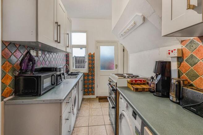 Whitegate Road, Southend-On-Sea, SS1 photo 4